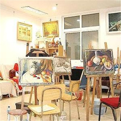 藝航畫室加盟 開啟藝術教育事業的璀璨之門