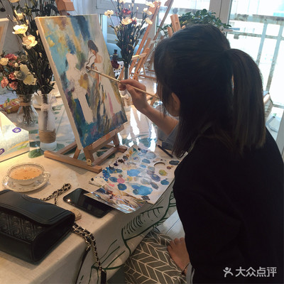 幸繪美術(shù)自助畫室團(tuán)購 激發(fā)創(chuàng)意，享受藝術(shù)樂趣