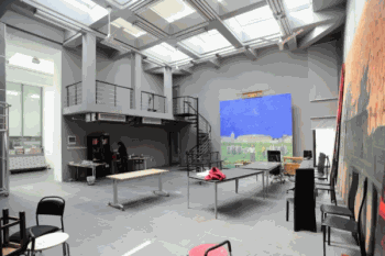 今日畫(huà)室 一方天地，繪夢(mèng)成真