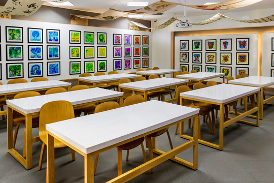 城市角落的藝術綠洲 畫室與培訓班的魅力與價值